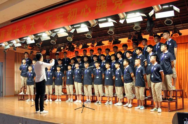 調(diào)整大小 3、一等獎(jiǎng)：15建筑工程施工1班代表隊(duì).jpg